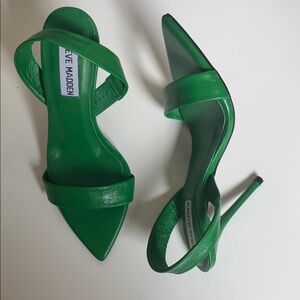 Steve Madden Emerald Green Pointed Toe Stiletto Sandals